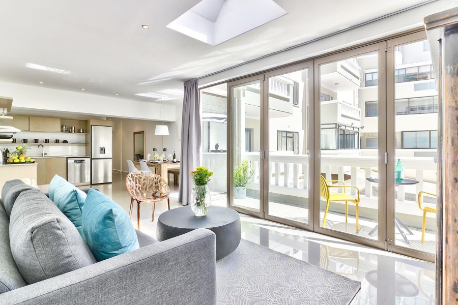 1 Bedroom Property for Sale in Sea Point Western Cape